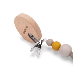 Moulin Roty Attache-tétine Bois Et Silicone Lion -Magasin bébé Attachetetine bois et silicone Lion Sous mon baobab Moulin Roty 3 1