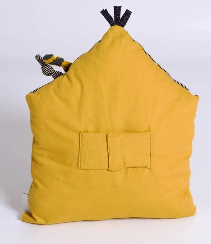 Moulin Roty Coussin D'activités Maison Moutarde 3 Moulin Roty Coussin D'activités Maison Moutarde – Image 3