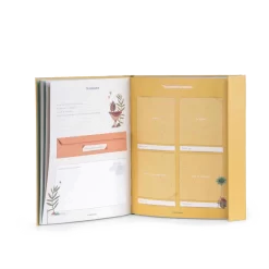 Moulin Roty Livre De Naissance -Magasin bébé Livre de naissance Trois petits lapins Moulin Roty 2 1